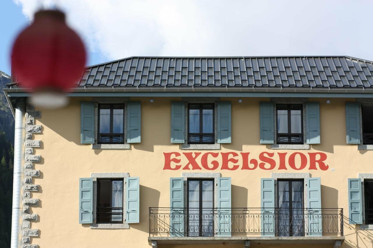 Excelsior & Hotel